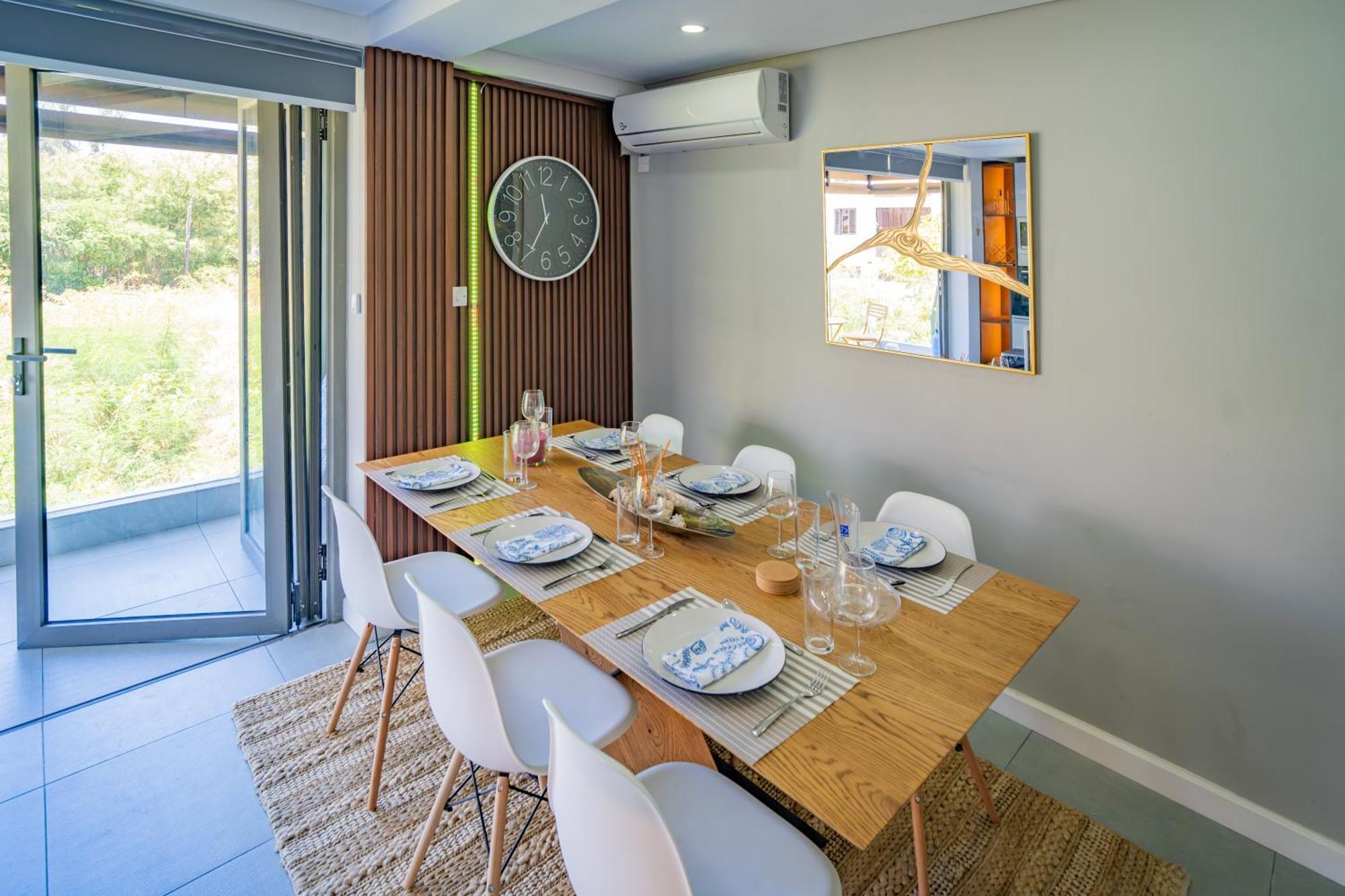 Driftwood Beach Apartment "Oasis In Paradise" Flic en Flac Exterior foto